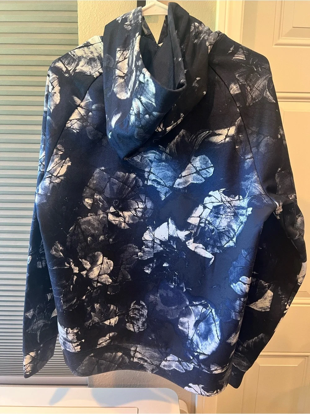 Nike crewneck hoodie